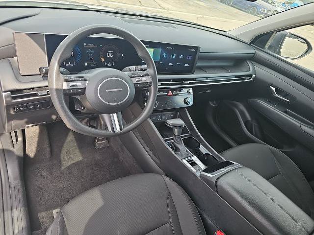Used 2025 Hyundai Tucson SEL AWD/4WD image 16