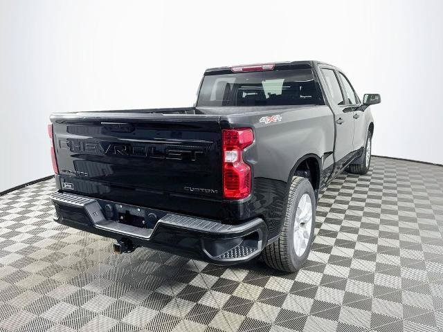 Used 2022 Chevrolet Silverado 1500 Custom AWD/4WD image 7