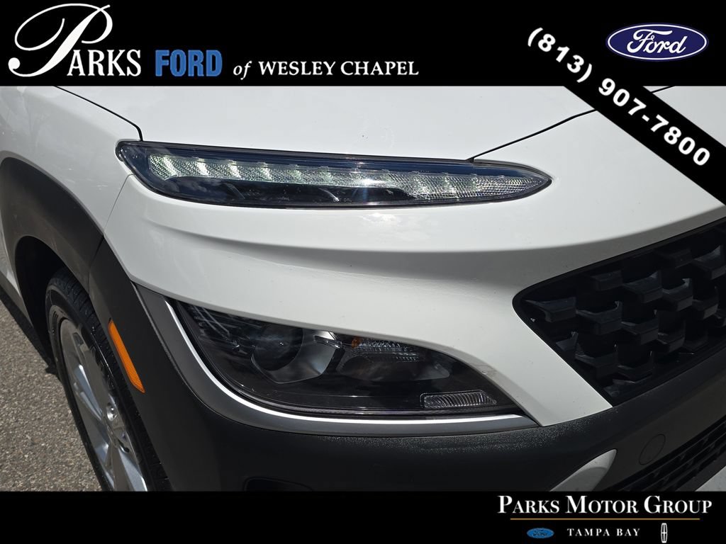 Used 2022 Hyundai Kona SEL w/ Cargo Package FWD image 6