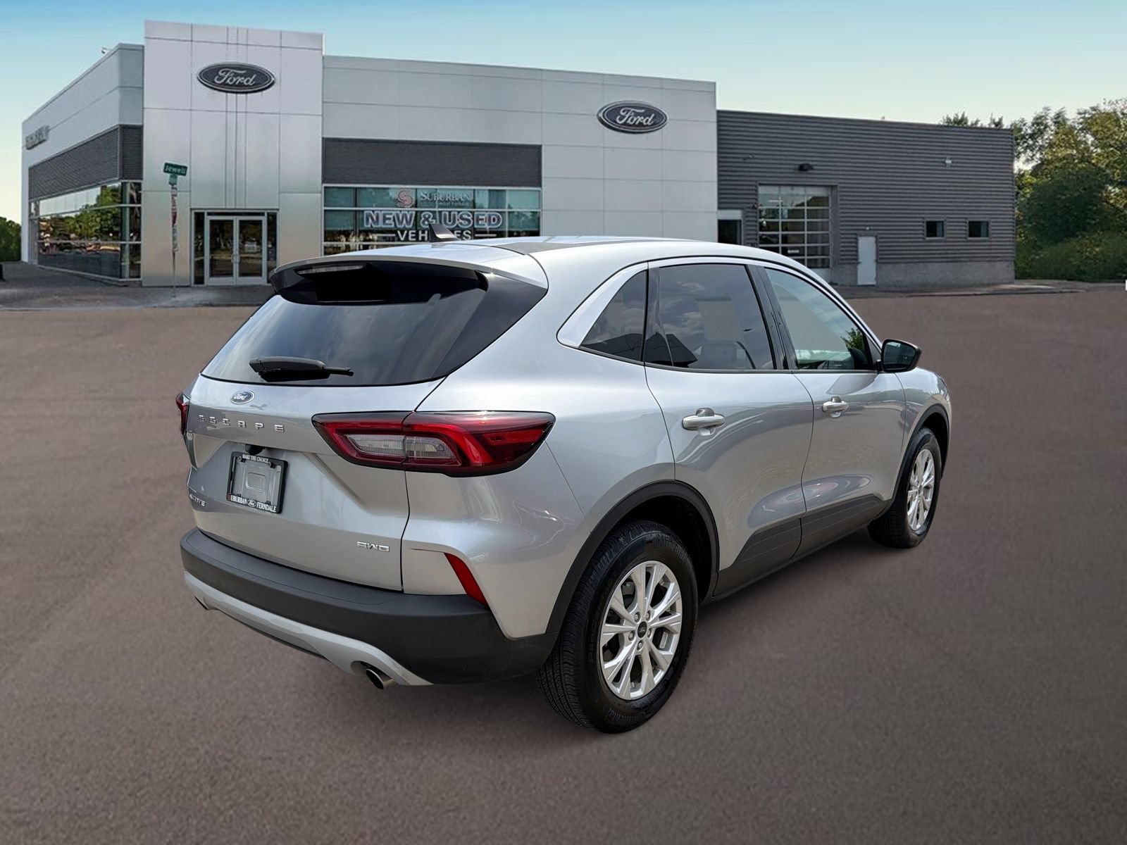 Certified 2024 Ford Escape Active AWD/4WD image 9
