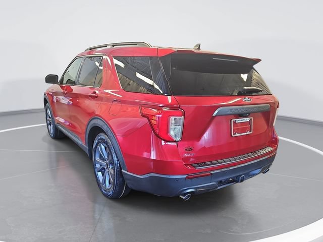 Certified 2023 Ford Explorer XLT w/ Equipment Group 202A RWD image 5
