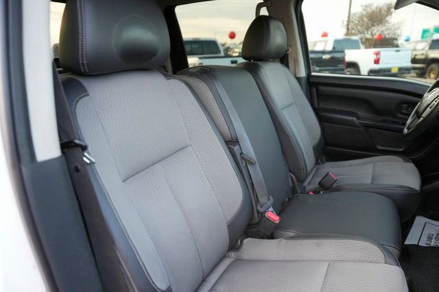 Used 2021 Nissan Titan S w/ S Utility Package image 19