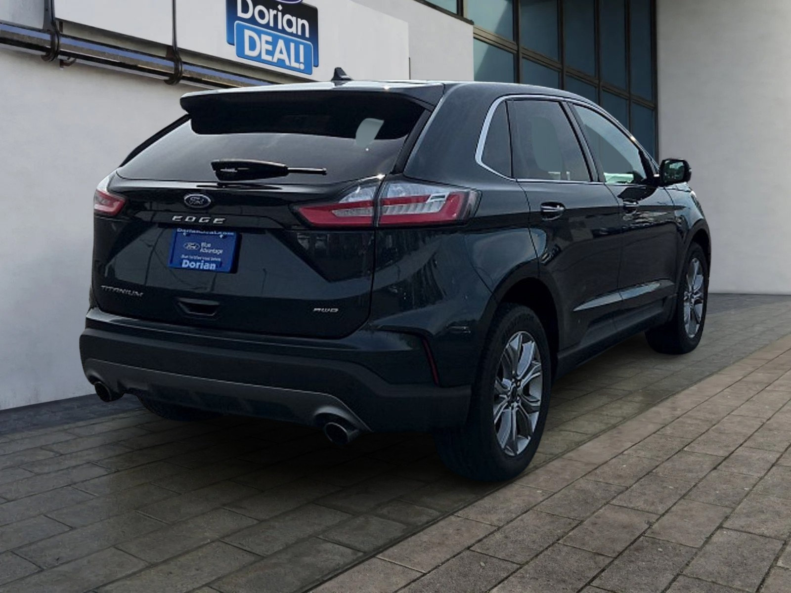 Certified 2023 Ford Edge Titanium w/ Equipment Group 301A AWD/4WD image 3