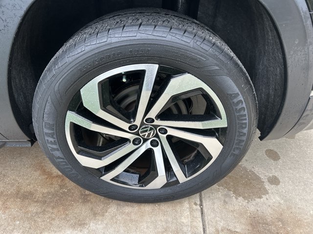 Used 2023 Volkswagen Atlas SEL AWD/4WD image 9