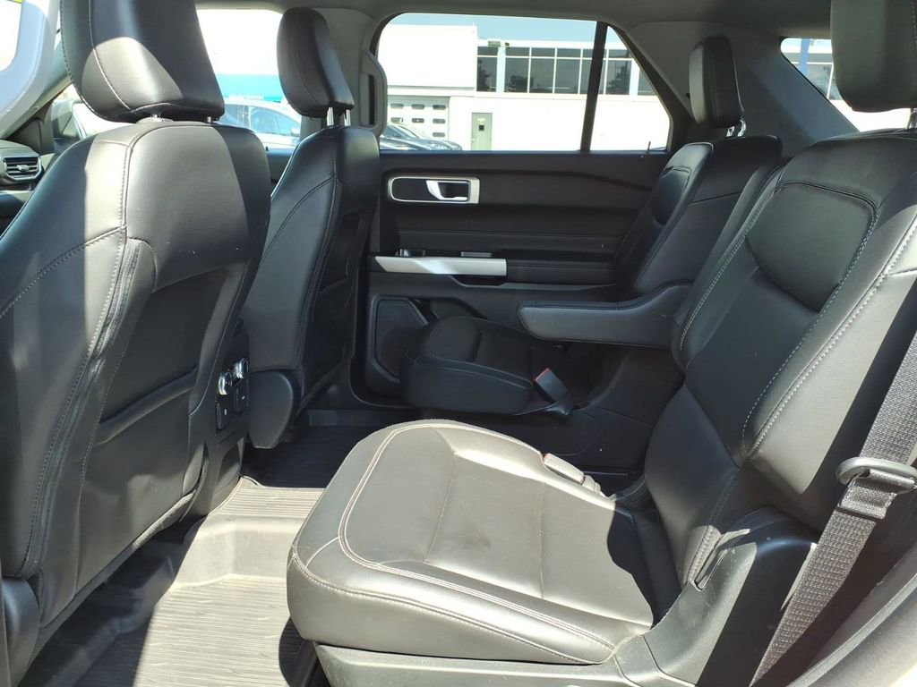 Certified 2023 Ford Explorer XLT w/ Equipment Group 202A AWD/4WD image 12