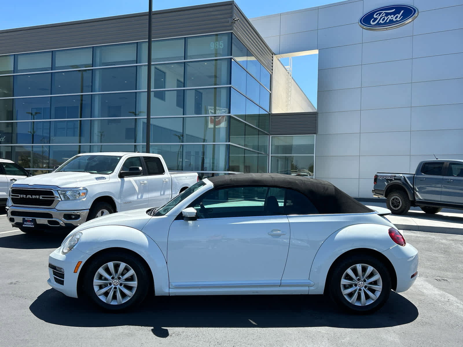 Used 2018 Volkswagen Beetle 2.0T S image 12