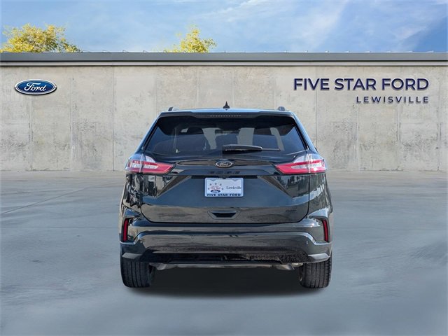 Certified 2023 Ford Edge SE w/ Black Appearance Package image 5