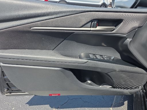 Used 2025 Toyota Camry LE w/ Convenience Package FWD image 11