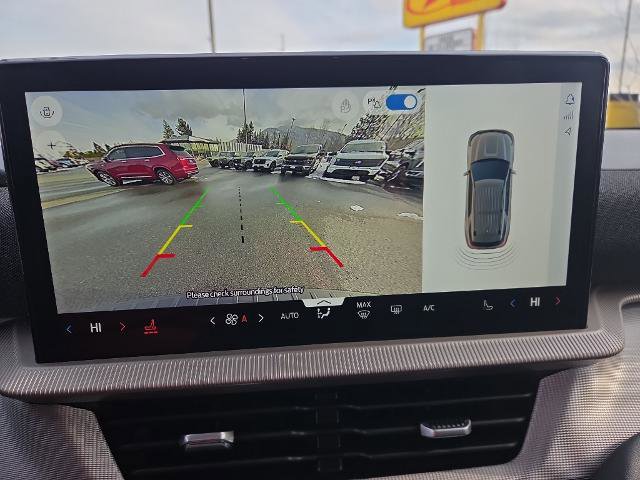 Certified 2025 Ford Explorer Active image 31