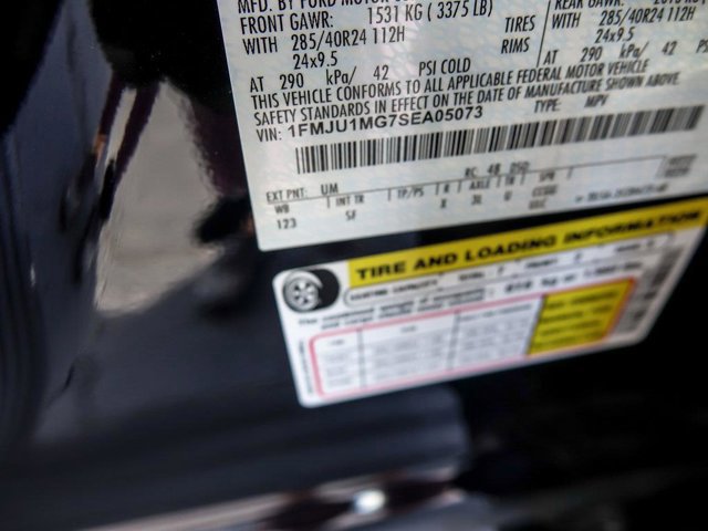 Certified 2025 Ford Expedition Platinum w/ Platinum Ultimate Package image 39