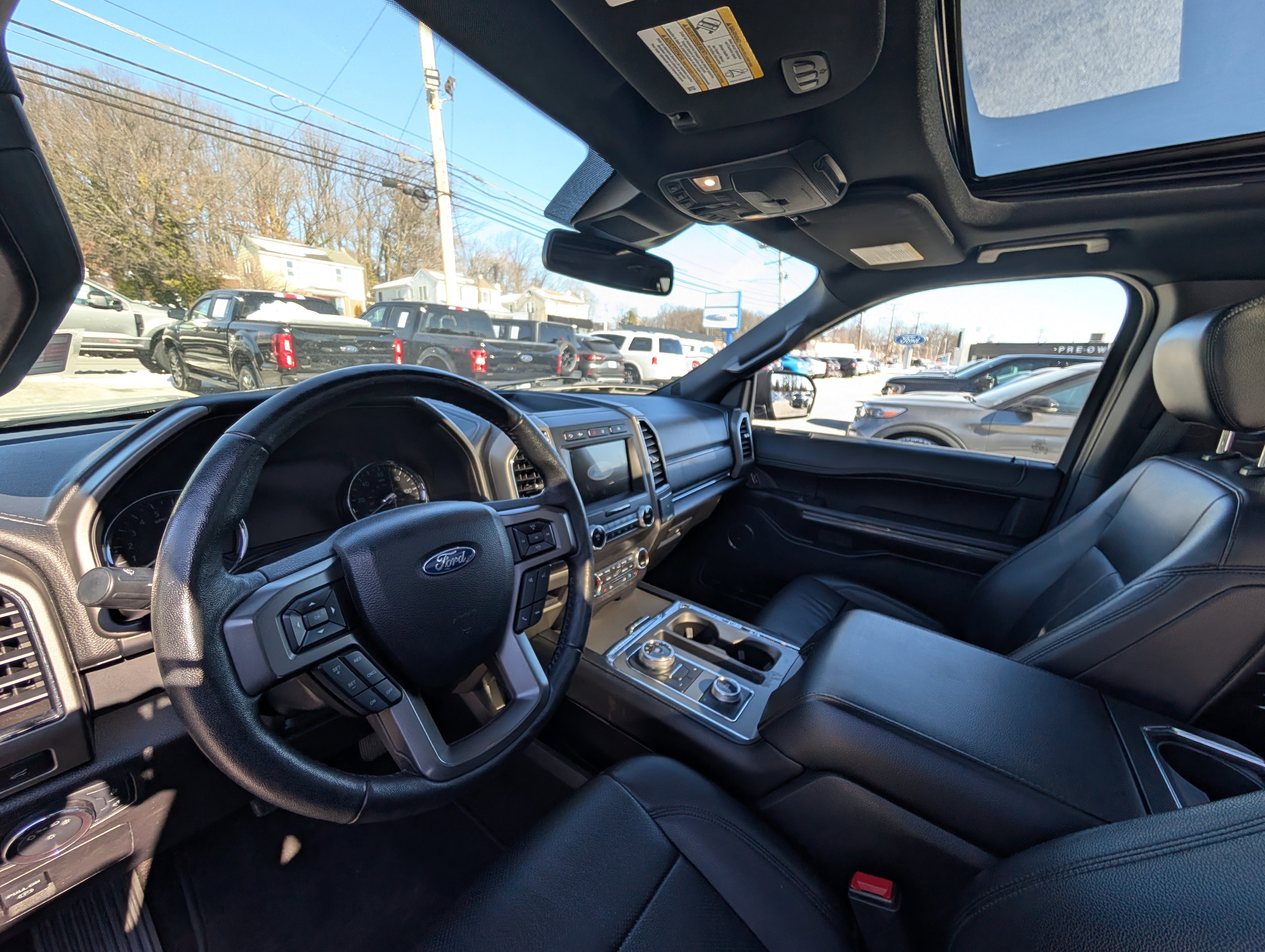 Certified 2020 Ford Expedition XLT w/ Equipment Group 202A image 17