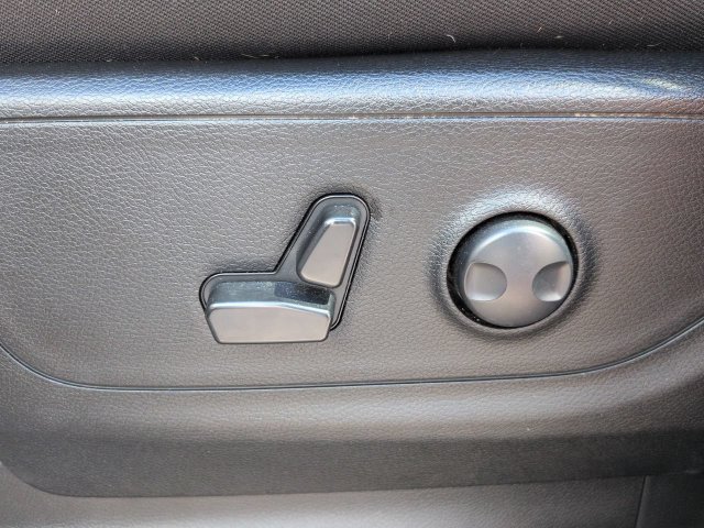 Used 2024 RAM 1500 Big Horn AWD/4WD image 17