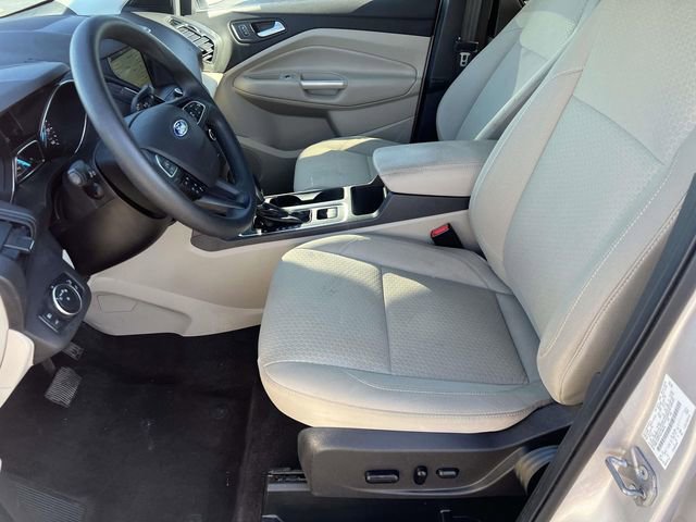 Certified 2019 Ford Escape SE FWD image 17