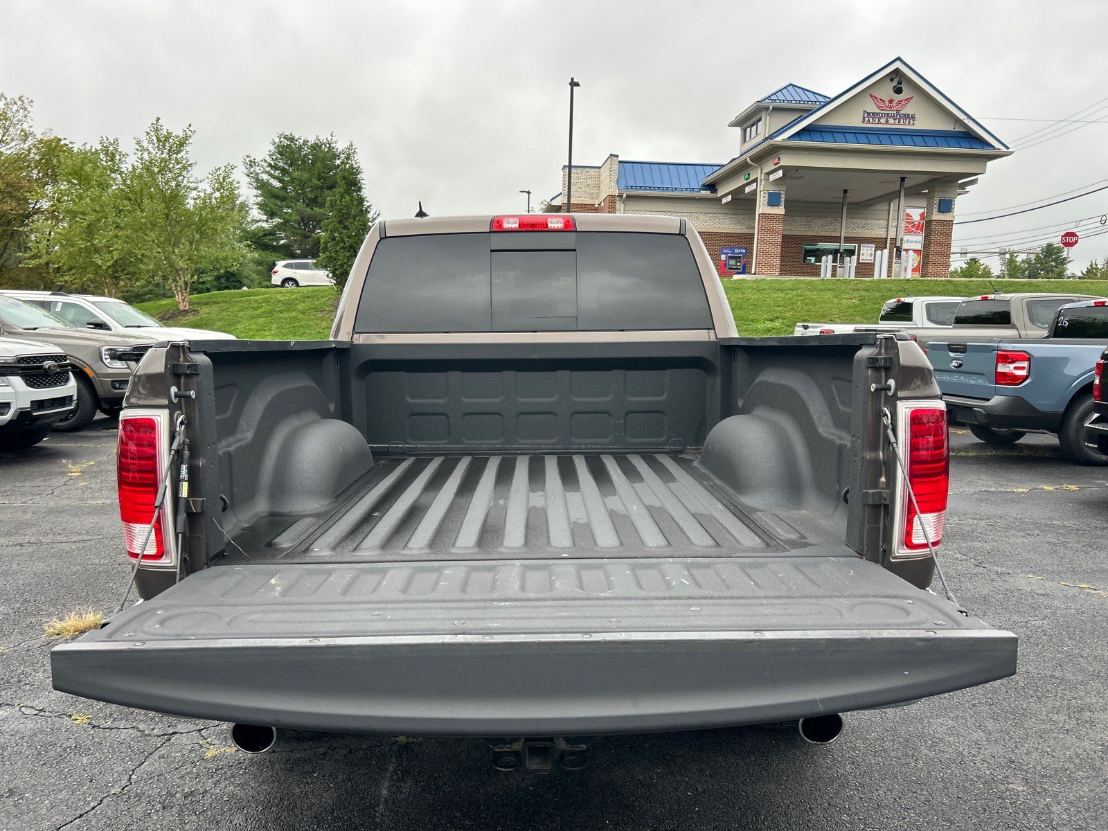 Used 2018 RAM 1500 Laramie w/ Convenience Group AWD/4WD image 13
