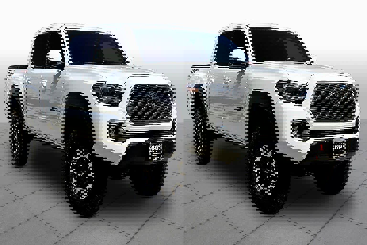 Used 2023 Toyota Tacoma TRD Off-Road AWD/4WD image 3