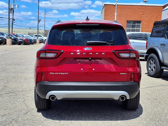 Certified 2023 Ford Escape Platinum AWD/4WD image 24
