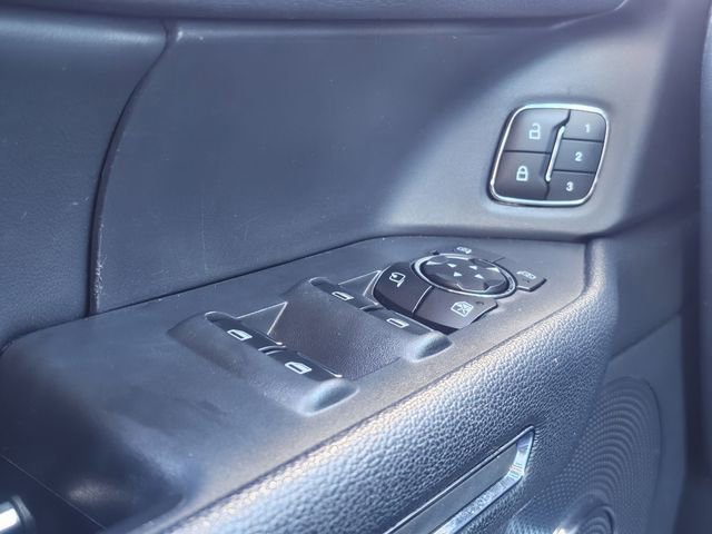 Certified 2024 Ford Expedition XLT image 16