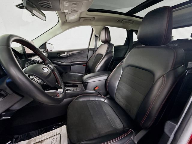 Certified 2022 Ford Escape SEL w/ SEL Stealth AWD Package image 22