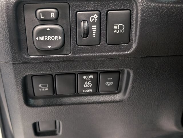 Used 2023 Toyota 4Runner Limited AWD/4WD image 17