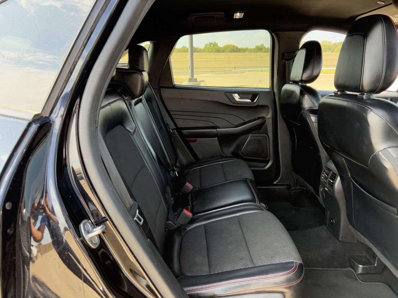 Certified 2023 Ford Escape ST-Line AWD/4WD image 26