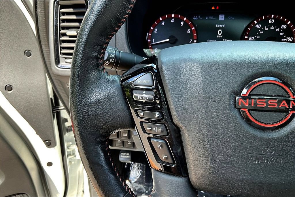 Used 2023 Nissan Frontier PRO-4X w/ Pro-4X Premium Package AWD/4WD image 14