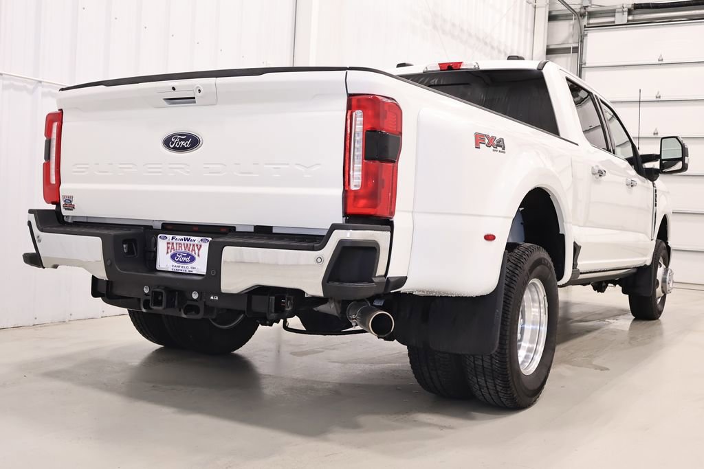 Certified 2025 Ford F350 Lariat w/ Lariat Ultimate Package AWD/4WD image 6