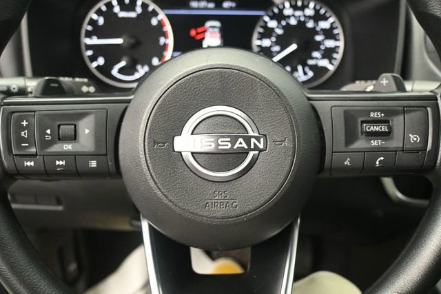 Used 2023 Nissan Rogue S AWD/4WD image 10