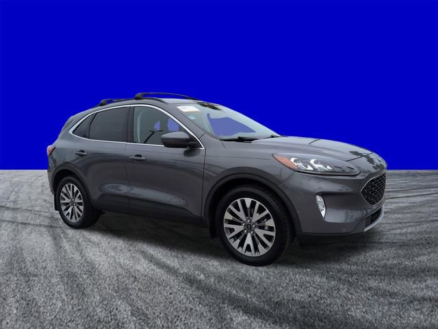 Certified 2021 Ford Escape Titanium w/ Class II Trailer Tow Package AWD/4WD image 2