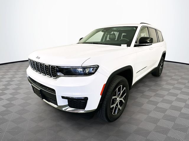 Used 2023 Jeep Grand Cherokee L Limited AWD/4WD image 6