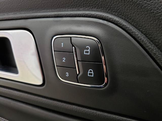 Certified 2022 Ford Mustang GT Premium w/ Equipment Group 401A RWD image 22