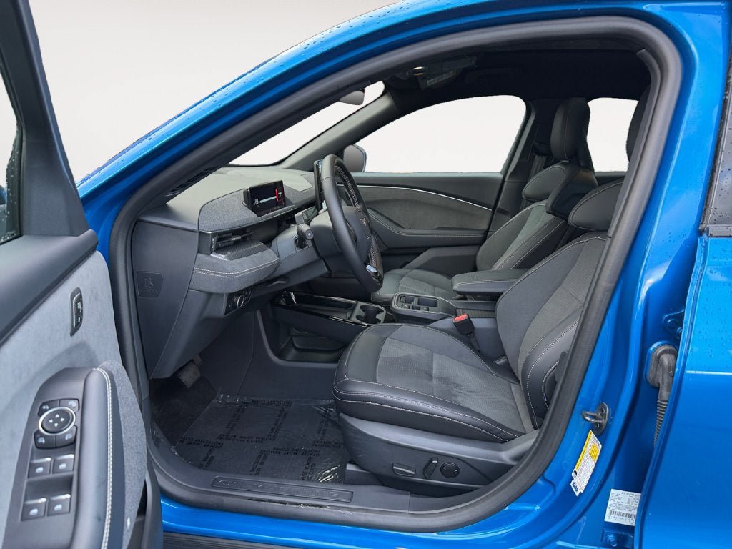 Certified 2025 Ford Mustang Mach-E GT AWD/4WD image 7