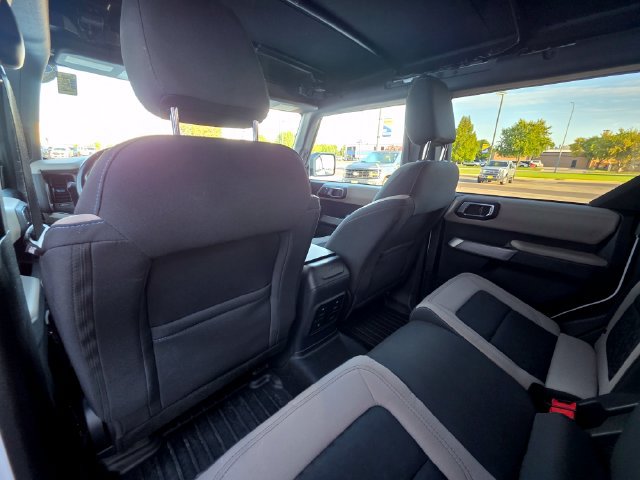Certified 2023 Ford Bronco Wildtrak AWD/4WD image 16