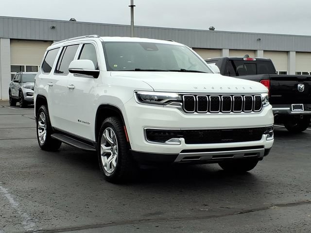 Used 2022 Jeep Wagoneer Series II AWD/4WD image 3