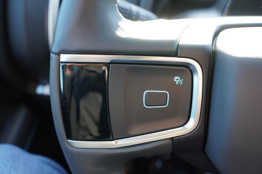 Certified 2025 Ford Expedition Active image 38