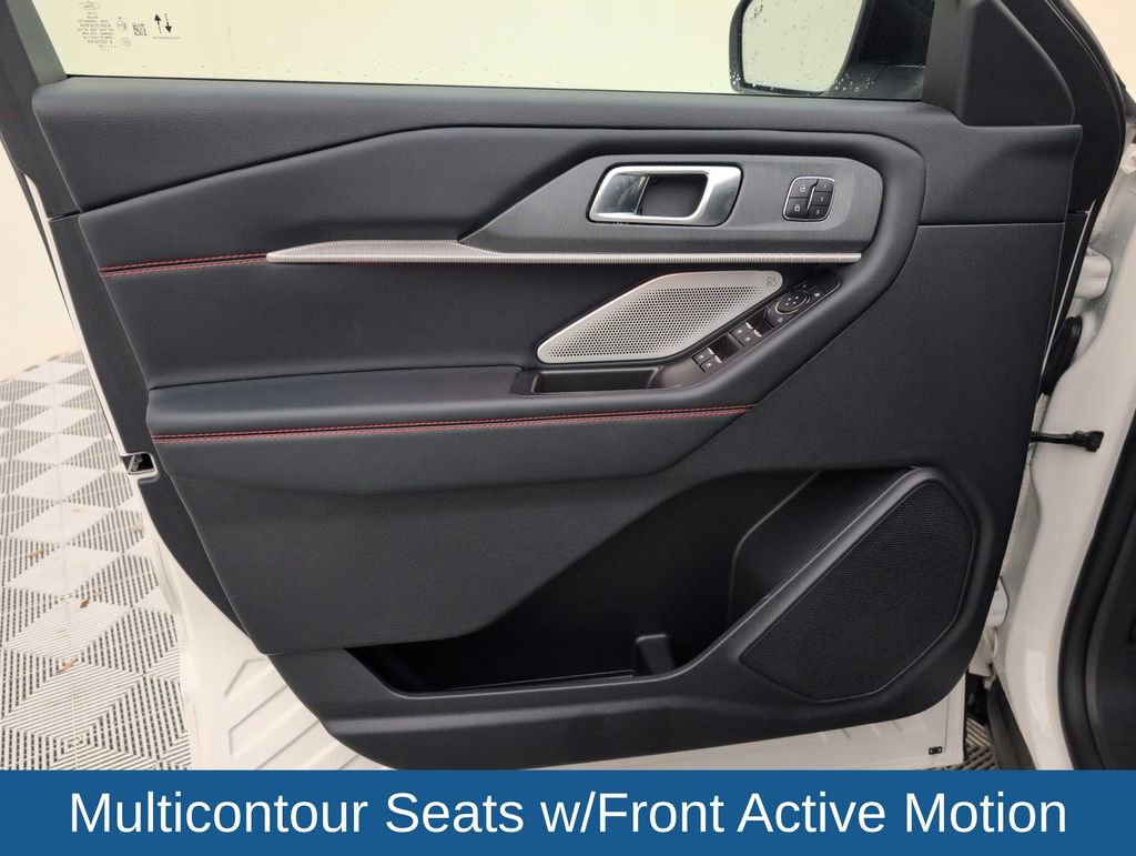 Certified 2025 Ford Explorer ST w/ Sun And Sound Package AWD/4WD image 34