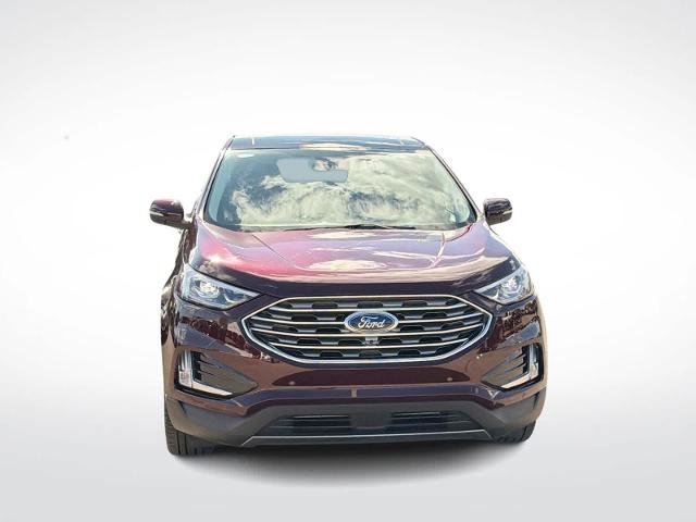 Certified 2024 Ford Edge Titanium w/ Equipment Group 301A AWD/4WD image 3