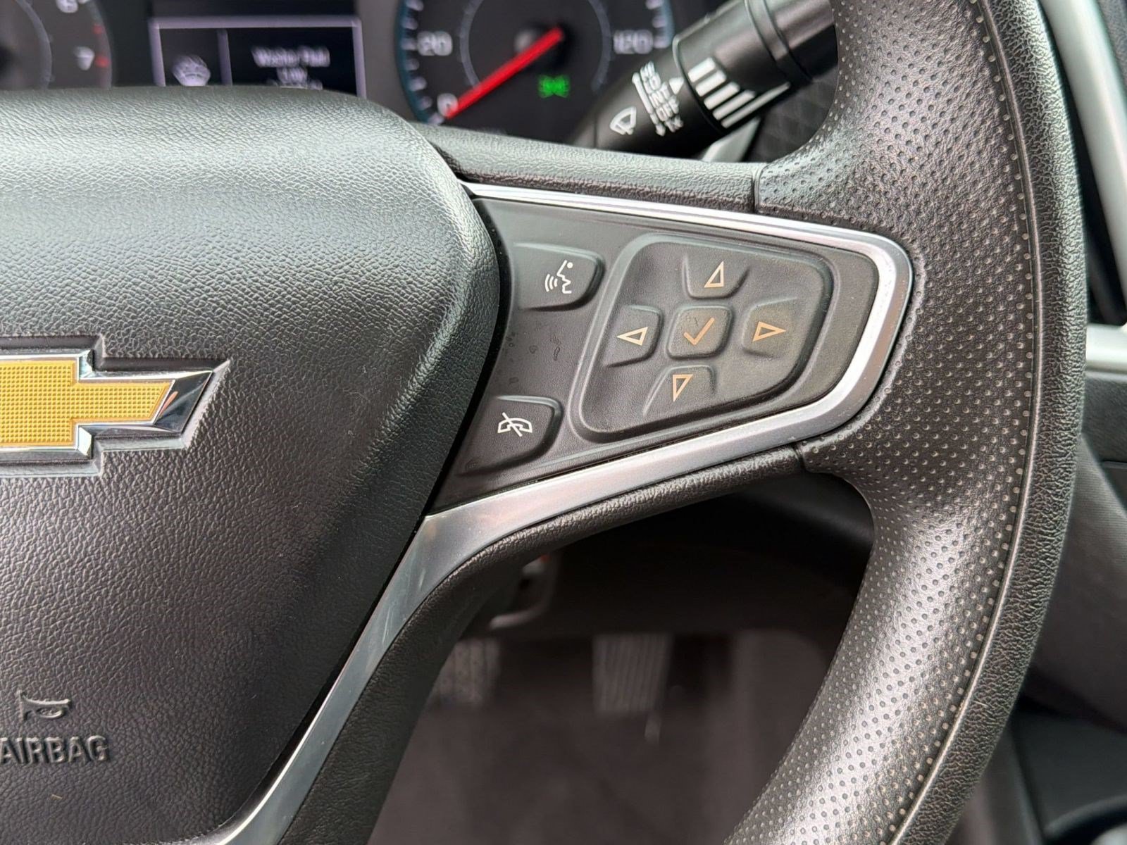Used 2022 Chevrolet Malibu LS FWD image 25