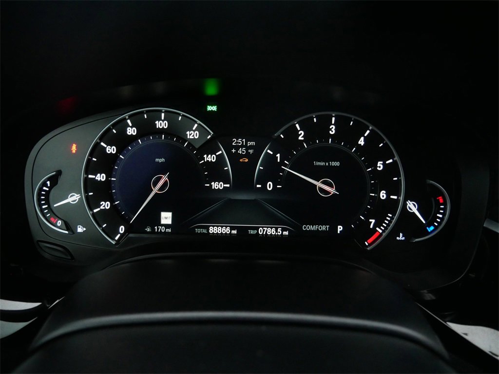 Used 2018 BMW 540i xDrive image 27