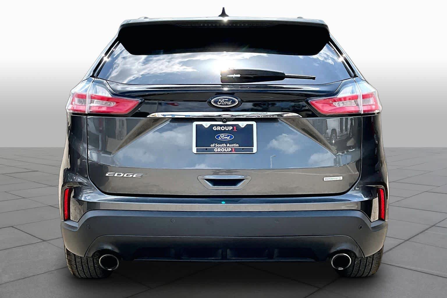 Certified 2020 Ford Edge SE FWD image 5