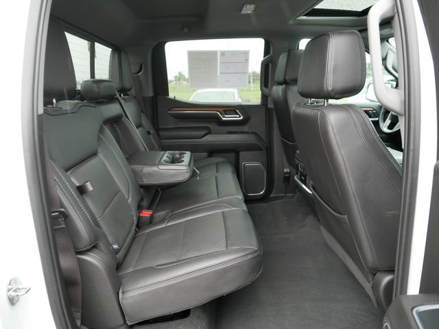 Used 2023 GMC Sierra 1500 Denali w/ Technology Package AWD/4WD image 17