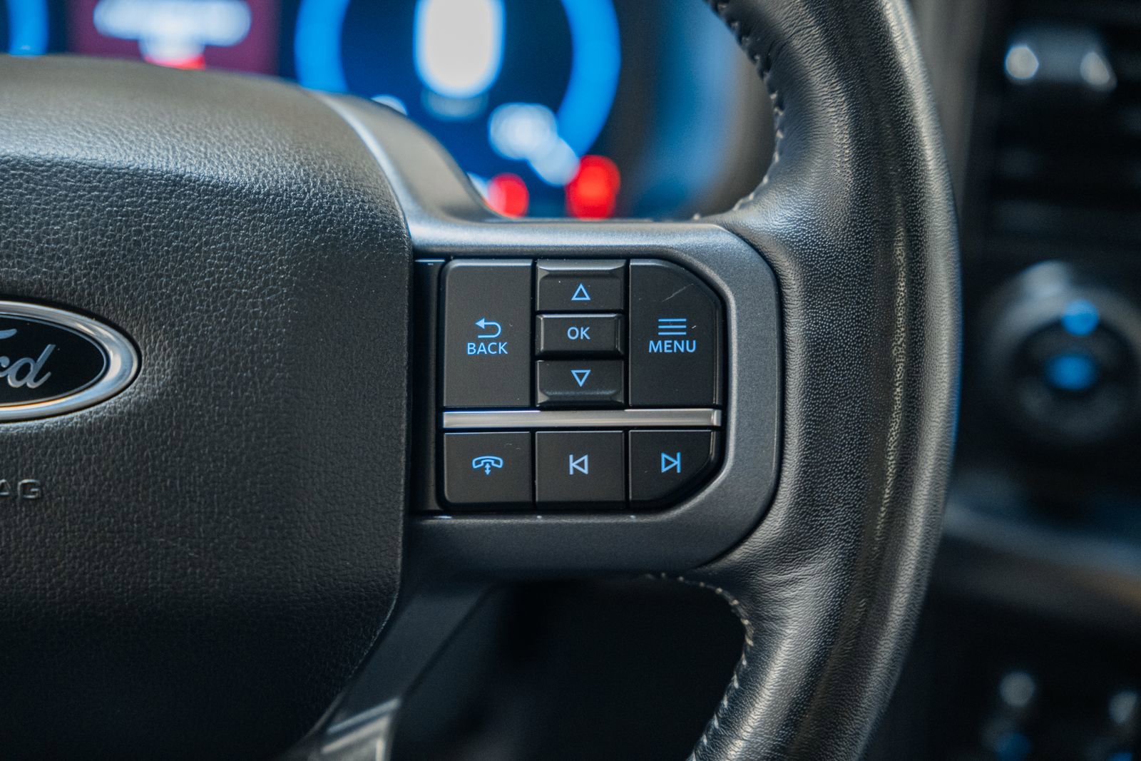 Certified 2023 Ford F150 Lariat w/ Equipment Group 502A High image 36