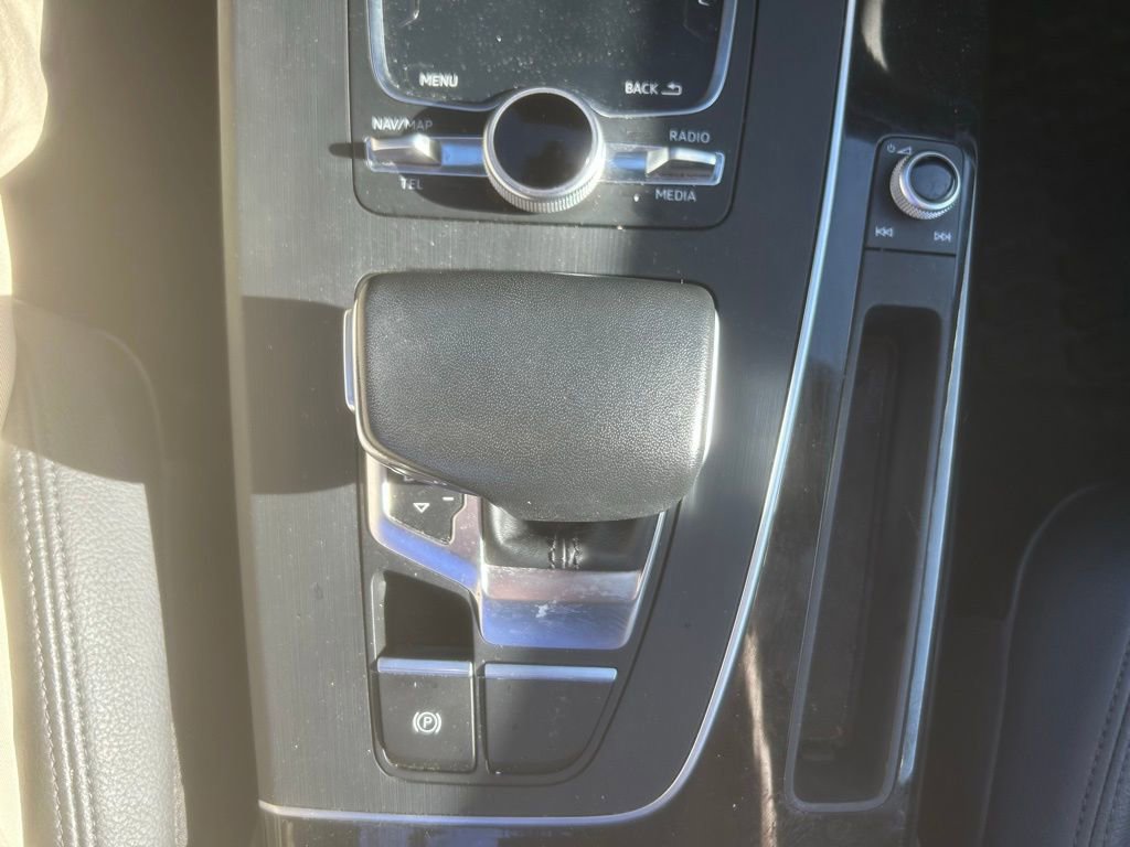 Used 2018 Audi Q5 2.0T Premium Plus w/ Premium Plus Package AWD/4WD image 20