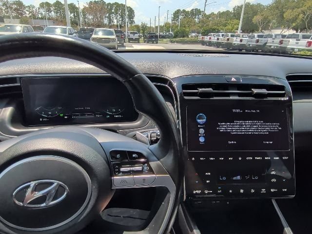 Used 2022 Hyundai Tucson Limited AWD/4WD image 19