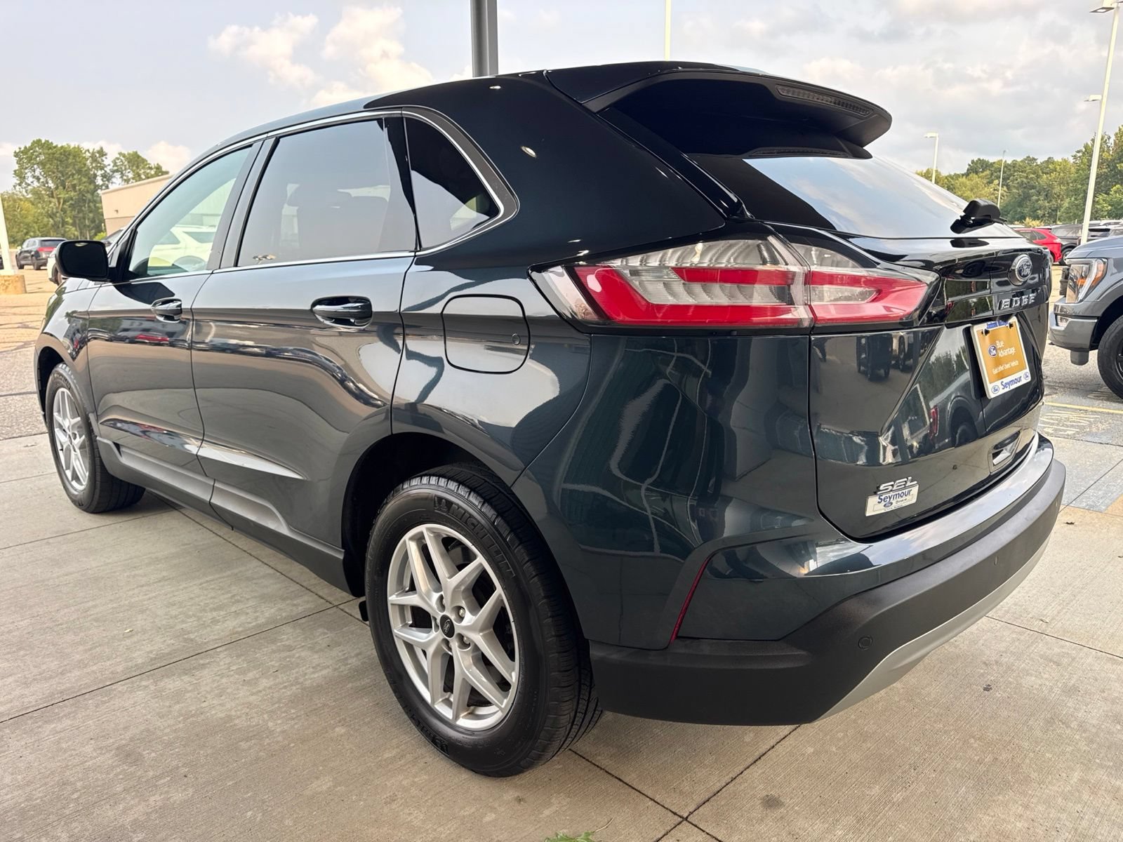 Certified 2024 Ford Edge SEL w/ Convenience Package AWD/4WD image 5