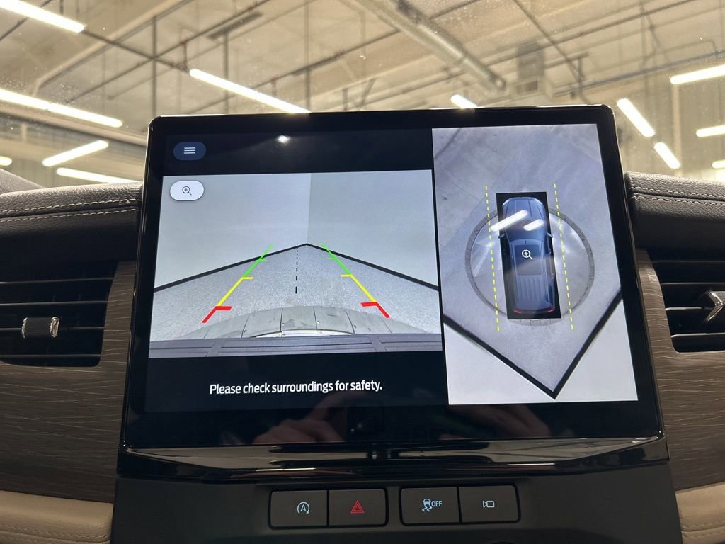 Certified 2024 Ford Expedition Limited image 22