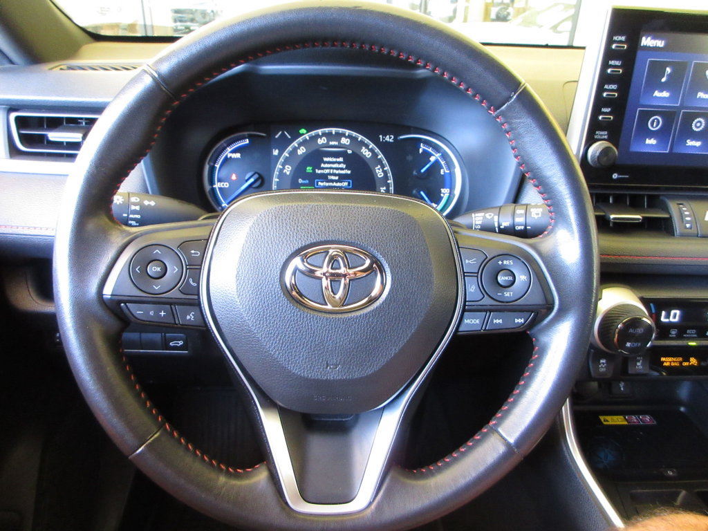 Used 2022 Toyota RAV4 XSE AWD/4WD image 15