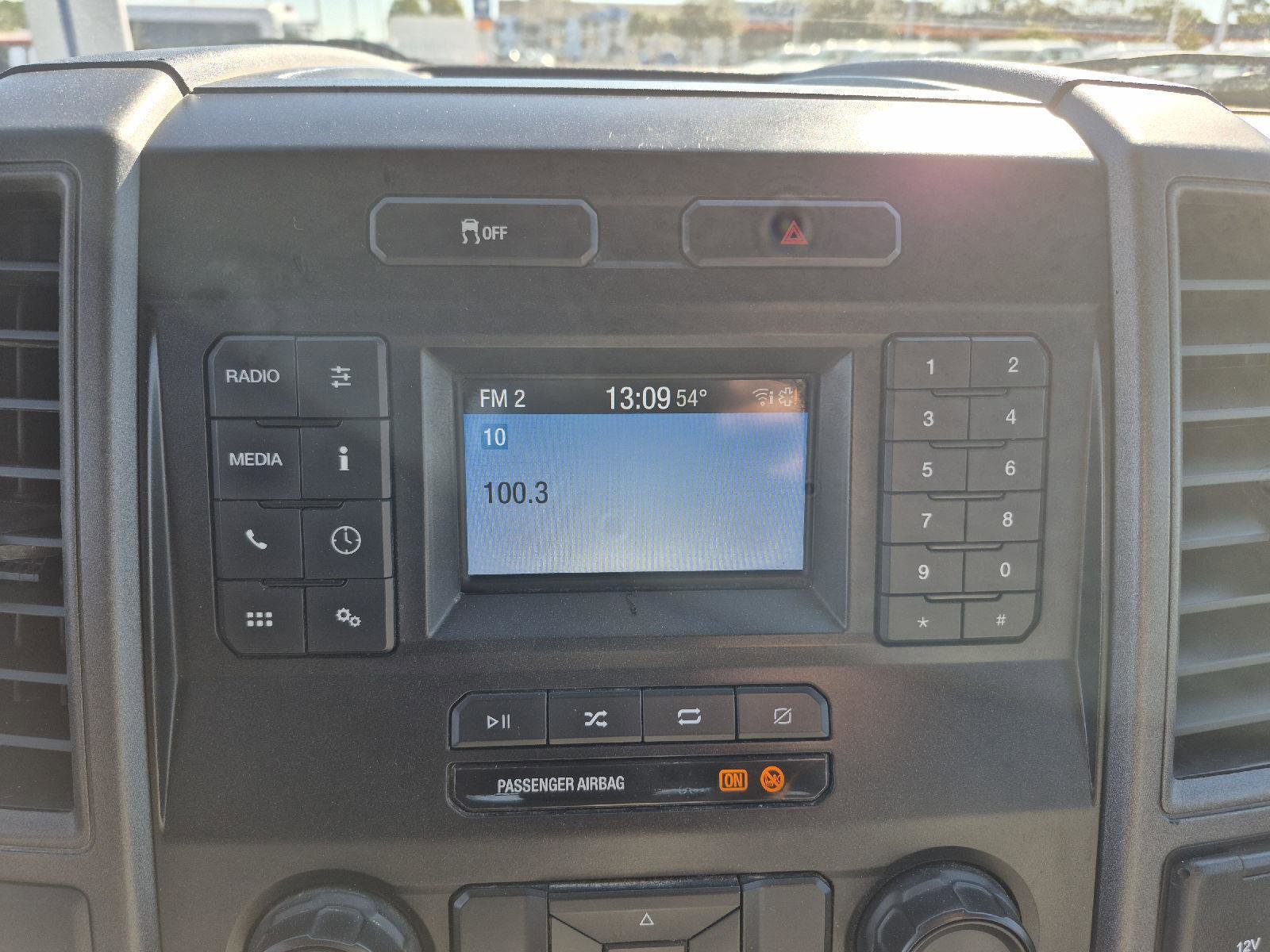 Certified 2020 Ford F350 XL w/ Power Equipment Group image 15