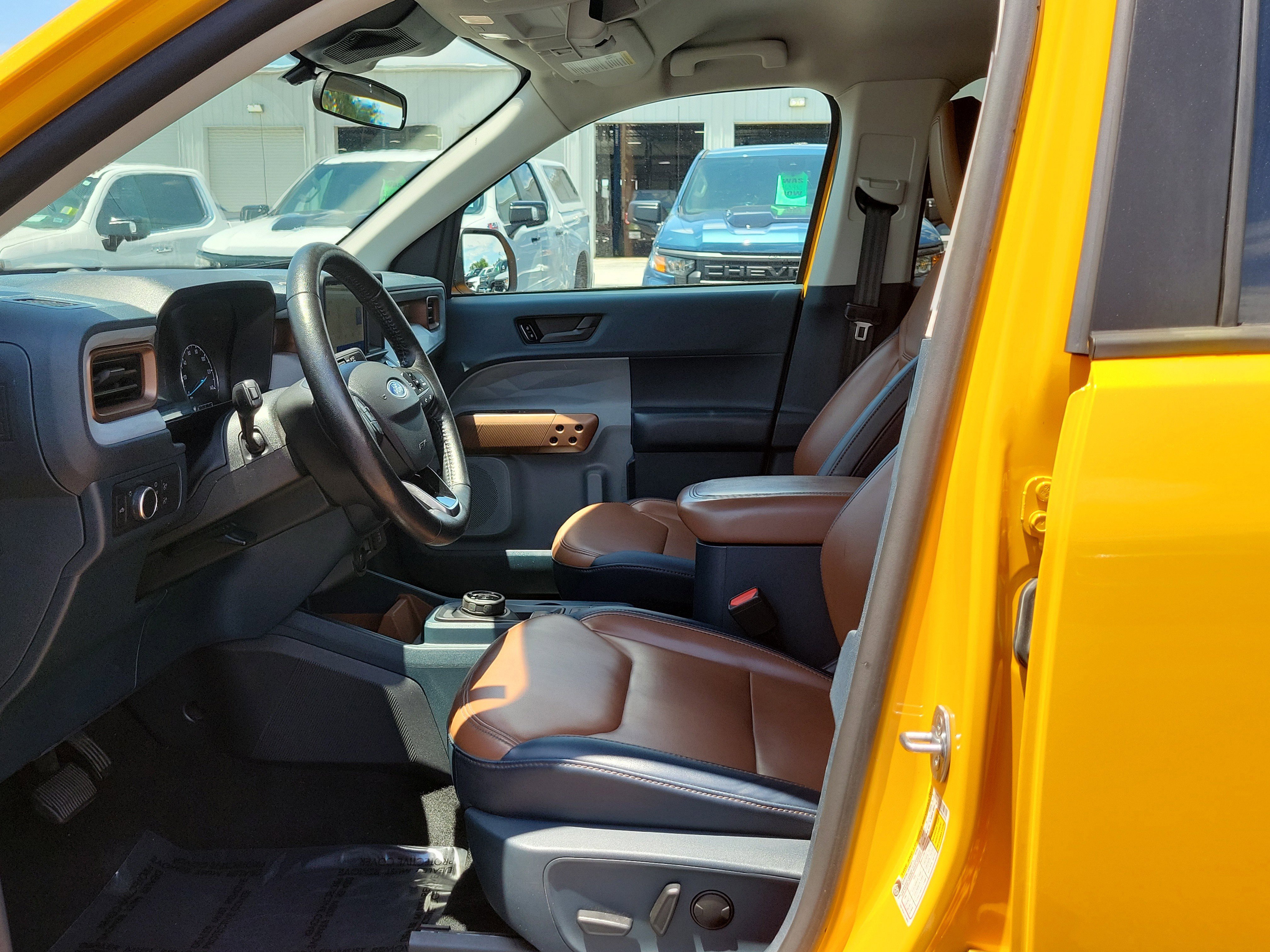 Certified 2022 Ford Maverick Lariat w/ Lariat Luxury Package AWD/4WD image 19