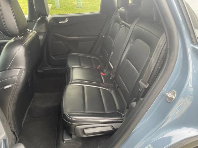 Certified 2024 Ford Escape Platinum AWD/4WD image 17