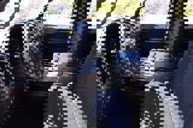 Certified 2019 Ford Expedition XLT image 10